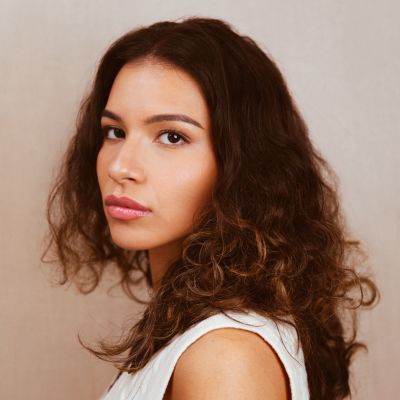 Kirsty Bloom headshot